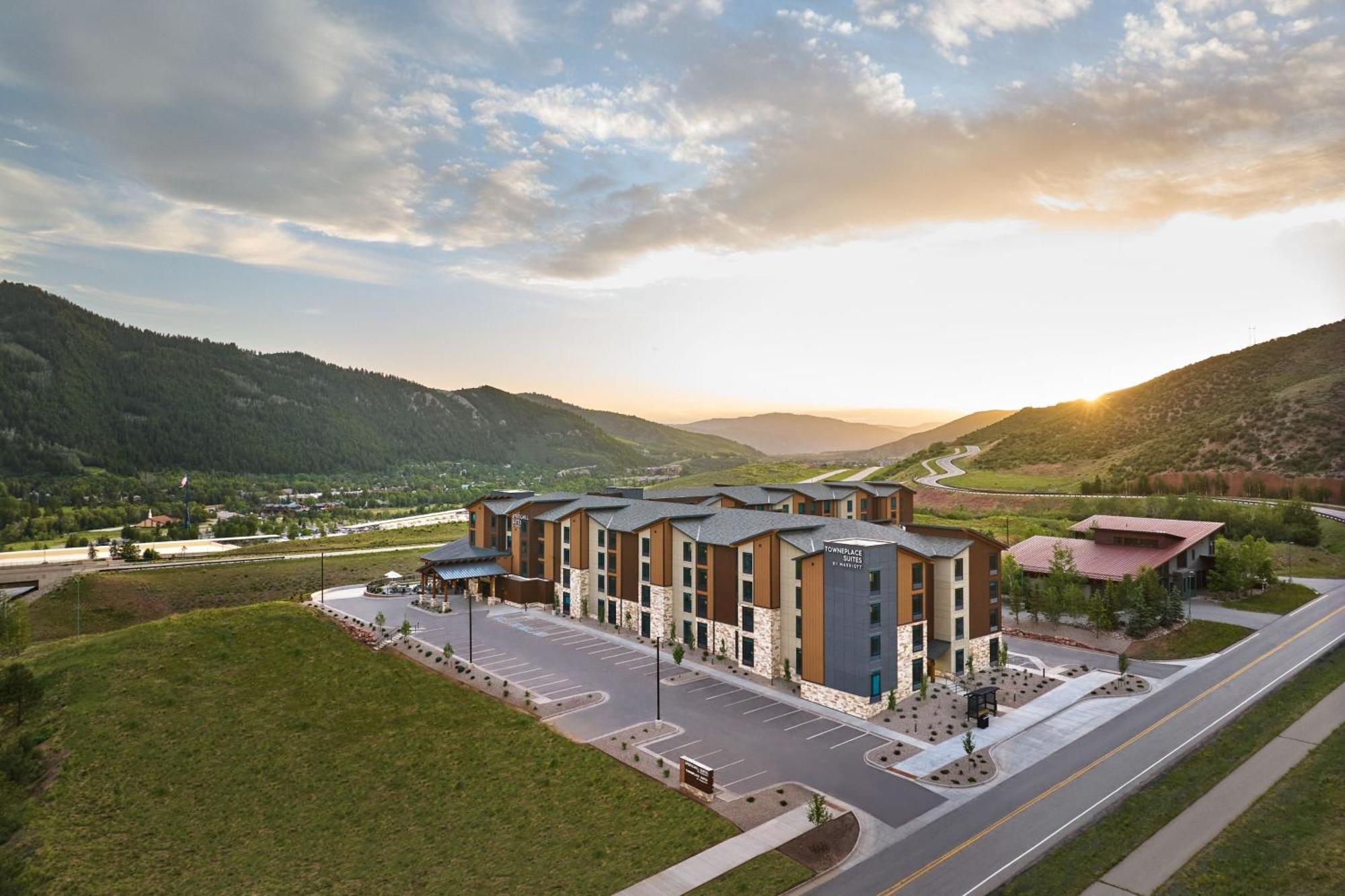 Springhill Suites By Marriott Avon Vail Valley Exterior photo